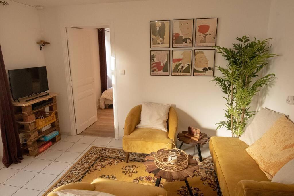 Cabana & Rustique - Proche Macon Nord Vire  Exterior photo